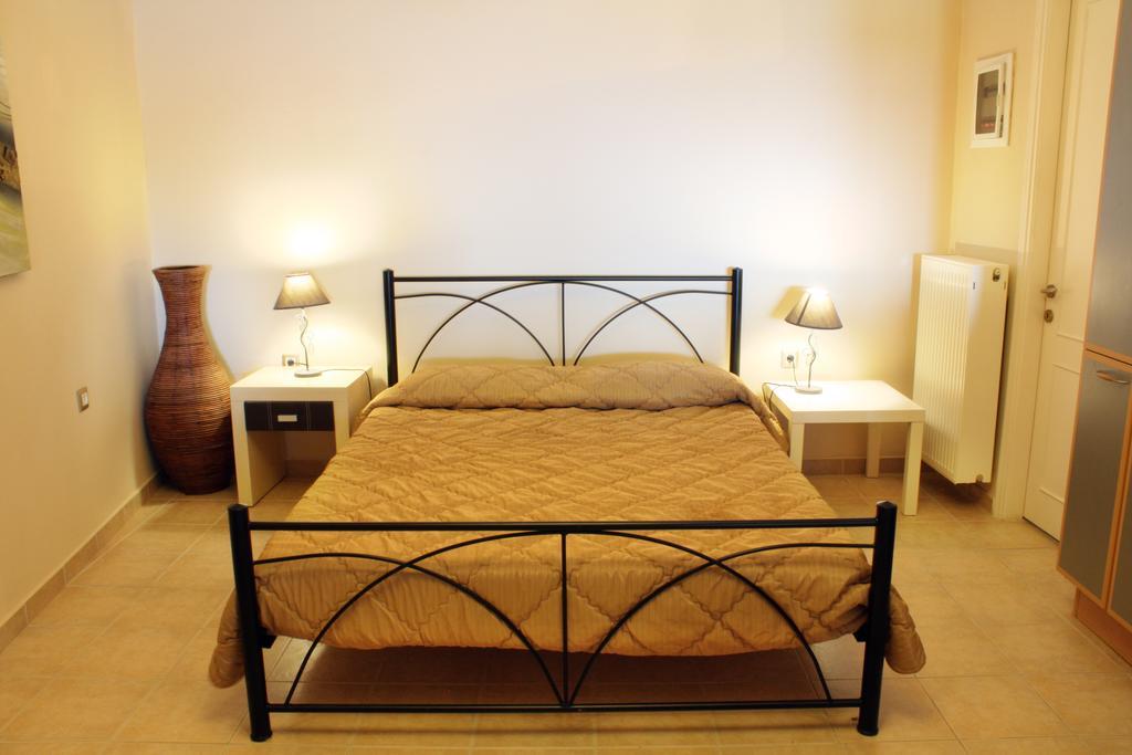 Mouse Island Aparthotel Perama  Ngoại thất bức ảnh