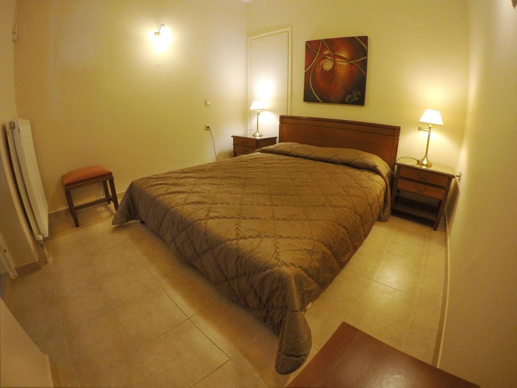 Mouse Island Aparthotel Perama  Ngoại thất bức ảnh